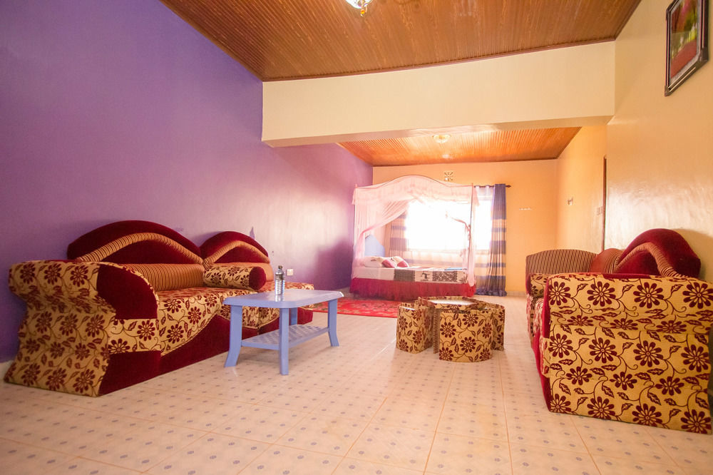 Grande Hotel Isiolo Esterno foto
